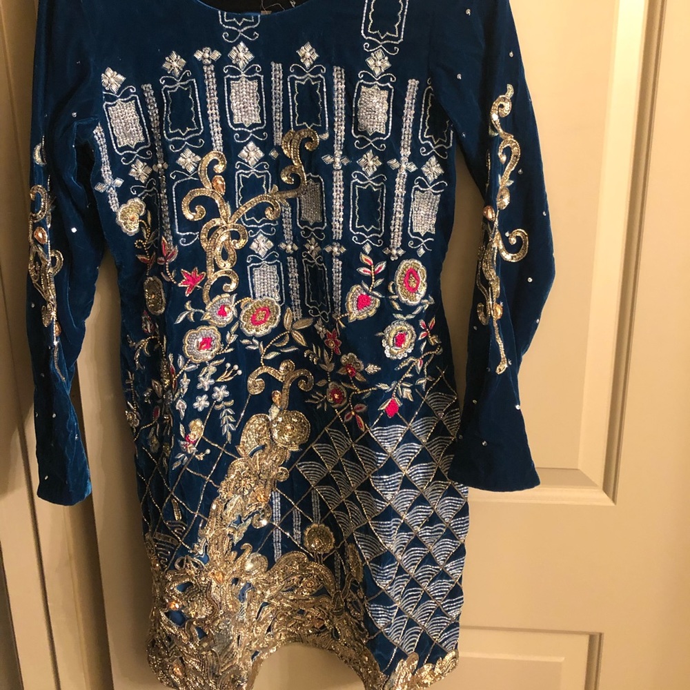 Indian / Pakistani outfit